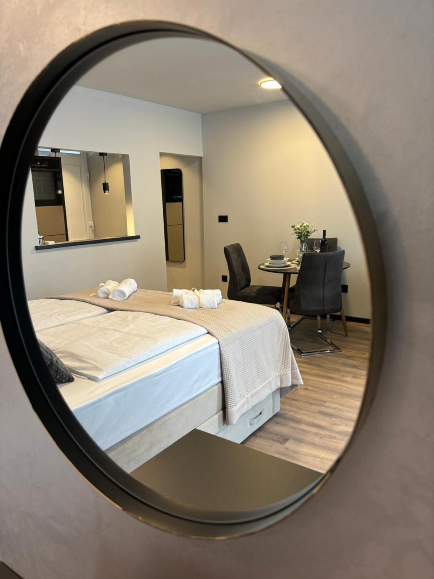 Studio Apartman Versi Old Town ザダル エクステリア 写真